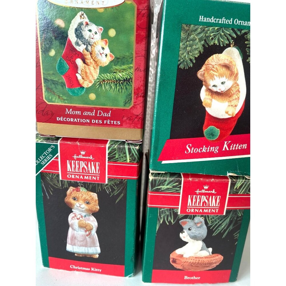 Hallmark Keepsake Vintage Callections Cats Family lot $ figurines
